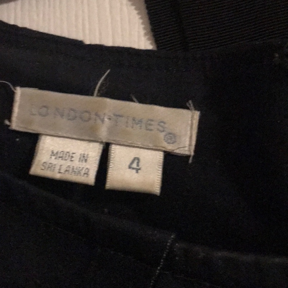 Dress - Picture 2 of 3